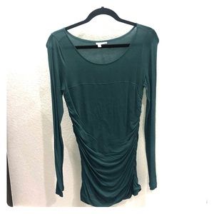 Emerald green long sleeve rouched sweater.